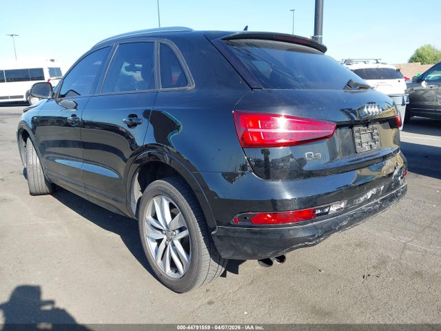 WA1BCCFS8JR028081 Audi Q3 2.0t Premium/2.0t Sport Premium