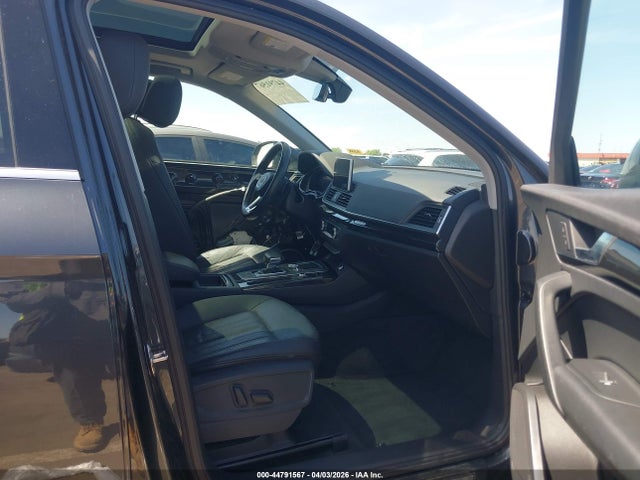 WA1BNAFY6J2170926 Audi Q5 2.0t Premium/2.0t Tech Premium