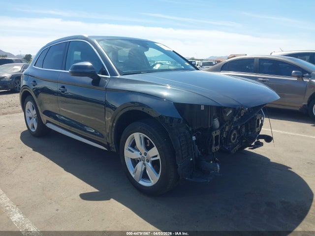 WA1BNAFY6J2170926 Audi Q5 2.0t Premium/2.0t Tech Premium
