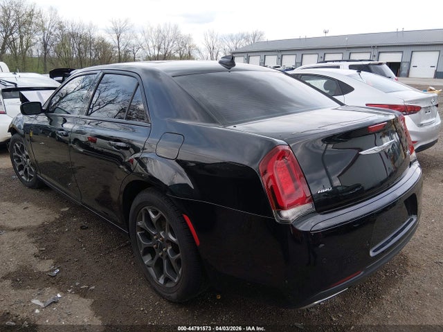 2015 Chrysler 300 300s მანქანა იყიდება აუქციონზე, vin: 2C3CCAGGXFH808717, აუქციონის ნომერი: 44791573