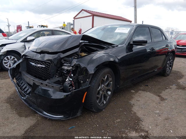 2015 Chrysler 300 300s მანქანა იყიდება აუქციონზე, vin: 2C3CCAGGXFH808717, აუქციონის ნომერი: 44791573