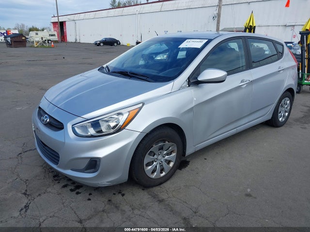 KMHCT5AE6HU299750 Hyundai ACCENT SE