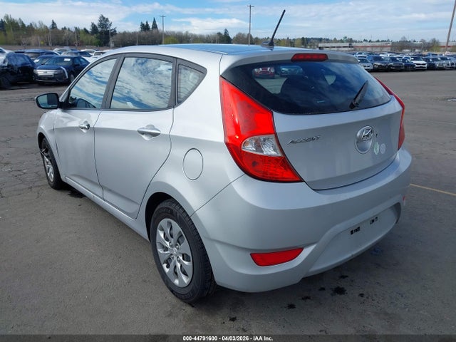 KMHCT5AE6HU299750 Hyundai ACCENT SE