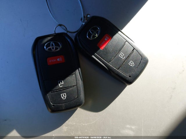 7MUBAABG7SV120308 Toyota Corolla Cross Le