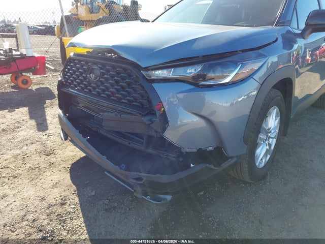 7MUBAABG7SV120308 Toyota Corolla Cross Le