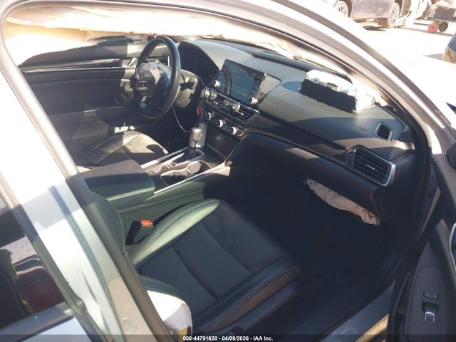 2018 HONDA ACCORD 1HGCV1F34JA249002 Photo 4