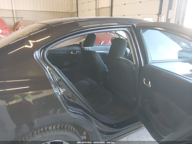 44791630 :رقم المزاد ، 2HGFB2F86DH555647 vin ، 2013 Honda Civic Ex مزاد بيع