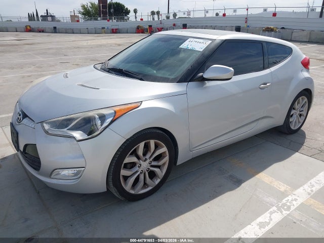 Aukcja sprzedaży 2013 Hyundai Veloster Base W/black, vin: KMHTC6AD6DU114345, numer aukcji: 44791653