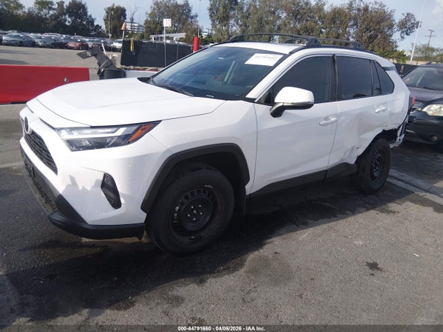 2T3W1RFV3SW380285 Toyota Rav4 Xle