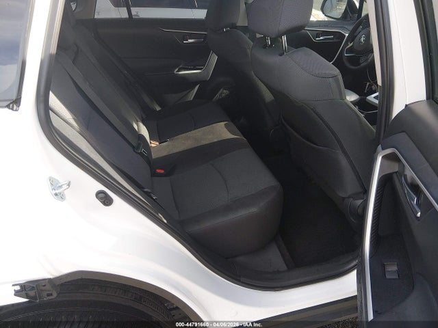 2T3W1RFV3SW380285 Toyota Rav4 Xle