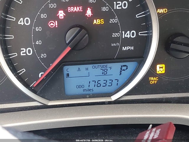 Toyota Rav4 Xle 2015 JTMRFREVXFD129508 Image 15