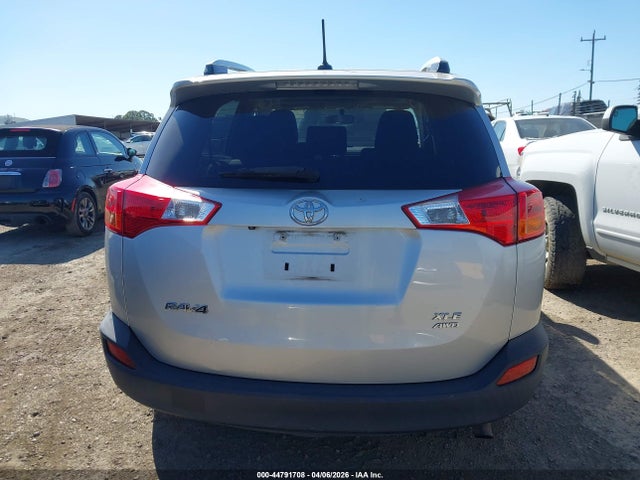 Toyota Rav4 Xle 2015 JTMRFREVXFD129508 Image 16