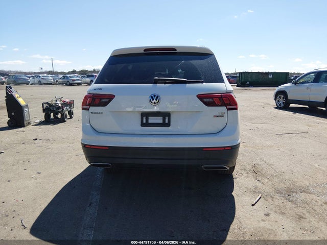 Продаж на аукціоні авто 2018 Volkswagen Tiguan 2.0t S, vin: 3VV0B7AX2JM068413, номер лоту: 44791709