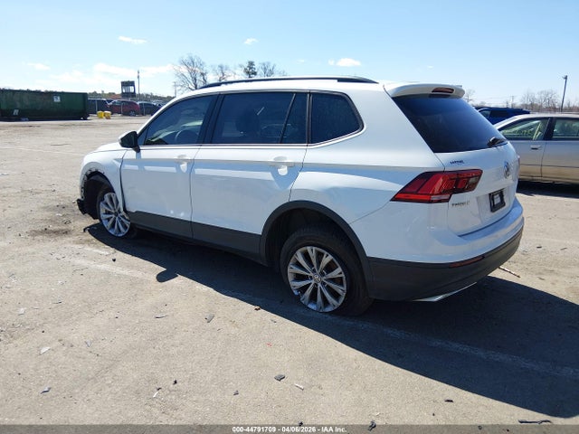 Продаж на аукціоні авто 2018 Volkswagen Tiguan 2.0t S, vin: 3VV0B7AX2JM068413, номер лоту: 44791709