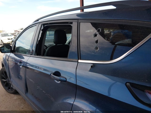 Продажа на аукционе авто 2018 Ford Escape Se, vin: 1FMCU9GD0JUA91162, номер лота: 44791713