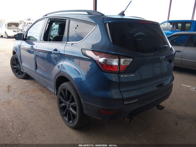 Продажа на аукционе авто 2018 Ford Escape Se, vin: 1FMCU9GD0JUA91162, номер лота: 44791713