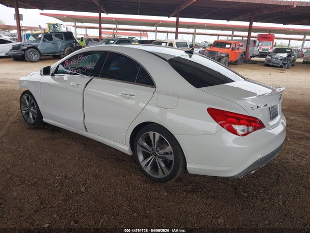 2019 Mercedes-benz Cla 250 მანქანა იყიდება აუქციონზე, vin: WDDSJ4EB1KN712813, აუქციონის ნომერი: 44791726