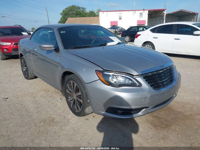 Aukcja sprzedaży 2014 Chrysler 200 S, vin: 1C3BCBGG6EN163281, numer aukcji: 44791752