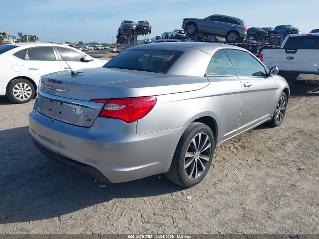 Aukcja sprzedaży 2014 Chrysler 200 S, vin: 1C3BCBGG6EN163281, numer aukcji: 44791752