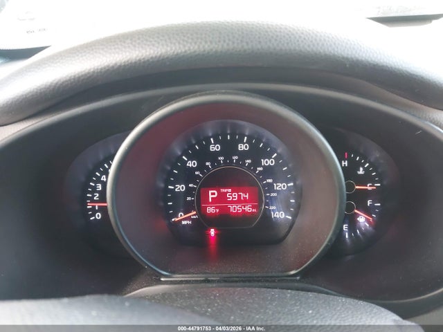 Продажа на аукционе авто 2015 Kia Soul, vin: KNDJN2A21F7190280, номер лота: 44791753