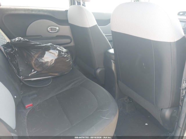 Продажа на аукционе авто 2015 Kia Soul, vin: KNDJN2A21F7190280, номер лота: 44791753