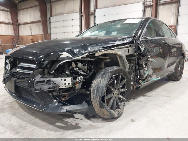 44791756 :رقم المزاد ، WDDWF8EB4LR539275 vin ، 2020 Mercedes-benz C 300 4matic مزاد بيع