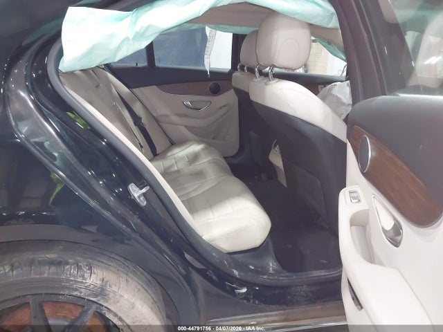 44791756 :رقم المزاد ، WDDWF8EB4LR539275 vin ، 2020 Mercedes-benz C 300 4matic مزاد بيع