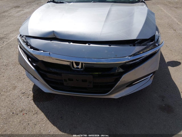 1HGCV3F9XKA004867 Honda Accord Hybrid Touring