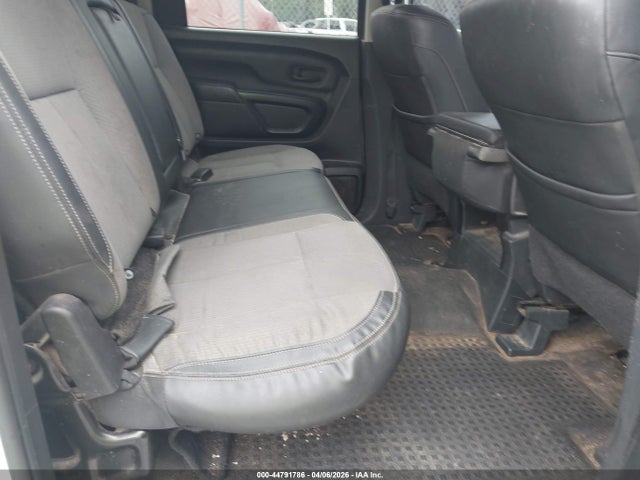 2017 NISSAN TITAN XD 1N6BA1F38HN568229 Photo 7