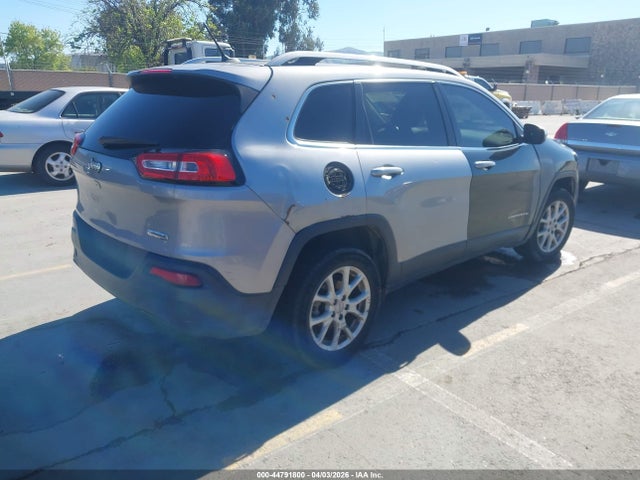 2017 JEEP CHEROKEE 1C4PJLCB4HW604184 Photo 3