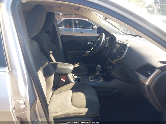 2017 JEEP CHEROKEE 1C4PJLCB4HW604184 Photo 4