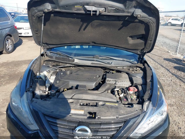 Продажа на аукционе авто 2018 Nissan Altima 2.5 Sr, vin: 1N4AL3AP8JC257258, номер лота: 44791806