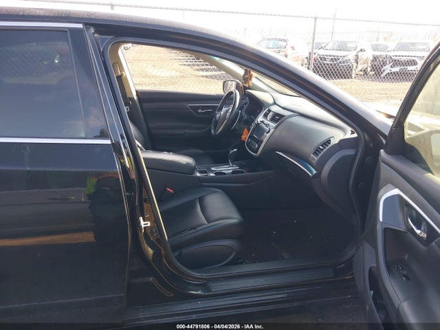 Продажа на аукционе авто 2018 Nissan Altima 2.5 Sr, vin: 1N4AL3AP8JC257258, номер лота: 44791806