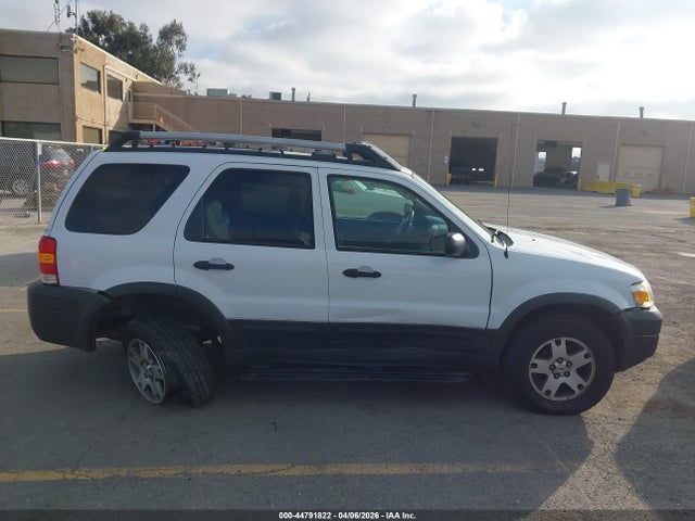Продажа на аукционе авто 2005 Ford Escape Xlt, vin: 1FMYU03165KB41402, номер лота: 44791822