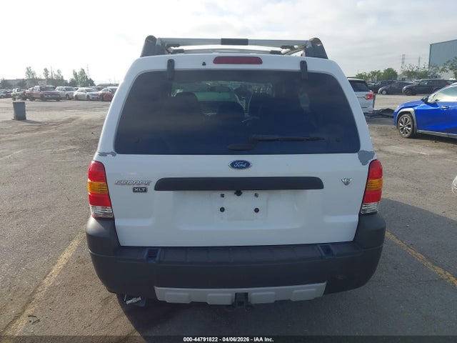 Продажа на аукционе авто 2005 Ford Escape Xlt, vin: 1FMYU03165KB41402, номер лота: 44791822