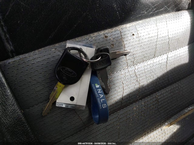 2008 FORD MUSTANG 1ZVHT82H485201679 Photo 10