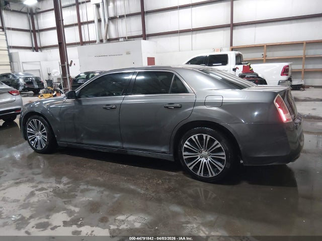 2013 Chrysler 300 300s მანქანა იყიდება აუქციონზე, vin: 2C3CCABG3DH547242, აუქციონის ნომერი: 44791842