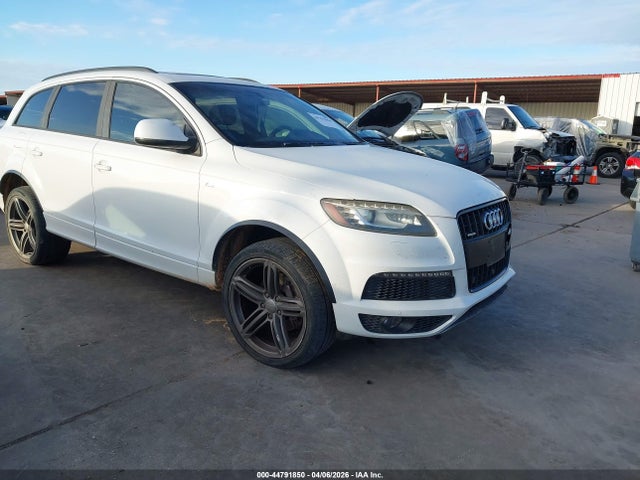 2014 AUDI Q7 WA1WMAFE9ED016019
