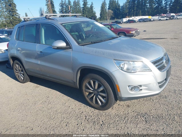 2011 VOLKSWAGEN TIGUAN WVGBV7AX0BW545450