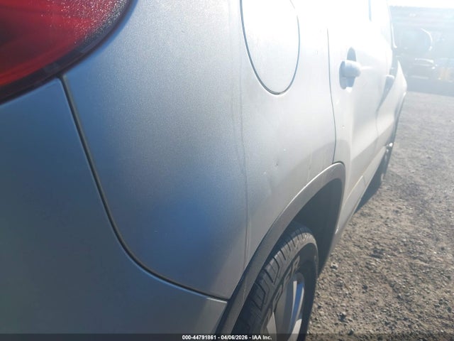 Продаж на аукціоні авто 2011 Volkswagen Tiguan Se, vin: WVGBV7AX0BW545450, номер лоту: 44791861