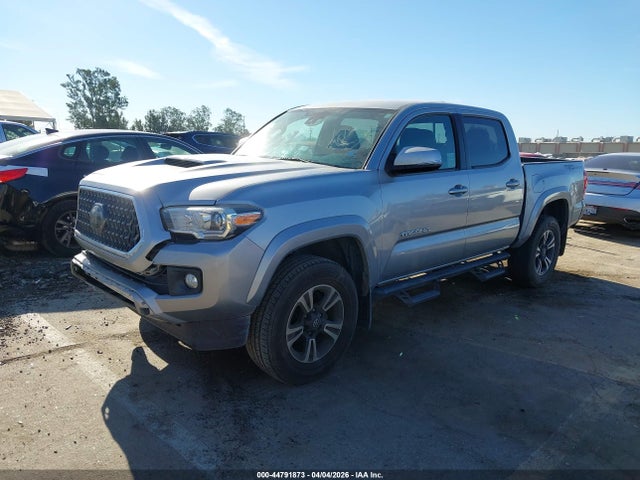 3TMAZ5CN5JM065925 Toyota Tacoma Trd Sport
