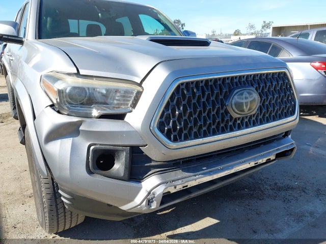 3TMAZ5CN5JM065925 Toyota Tacoma Trd Sport
