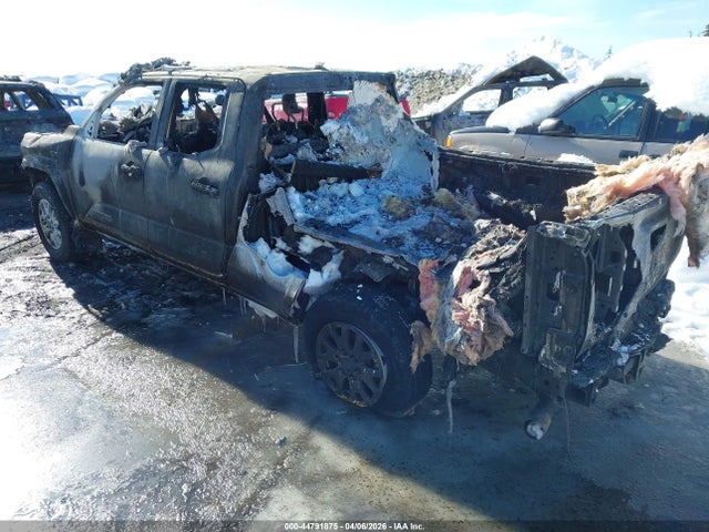 3TMLB5JN1SM123997 Toyota Tacoma Sr5