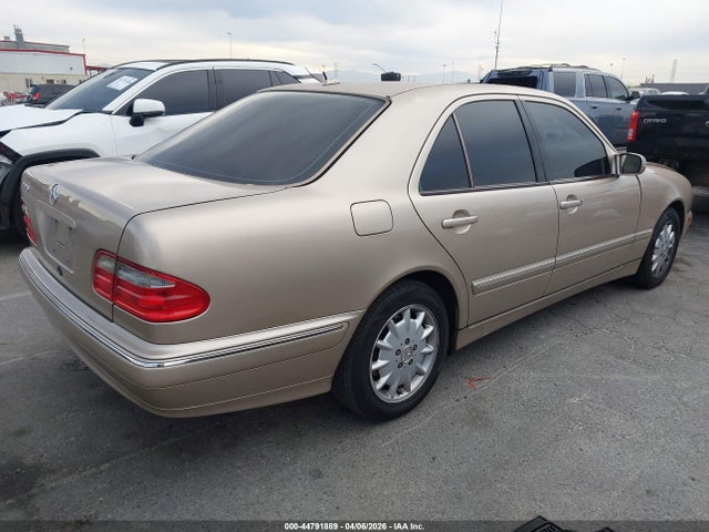 Aukcja sprzedaży 2000 Mercedes-benz E 320, vin: WDBJF65J2YB145918, numer aukcji: 44791889