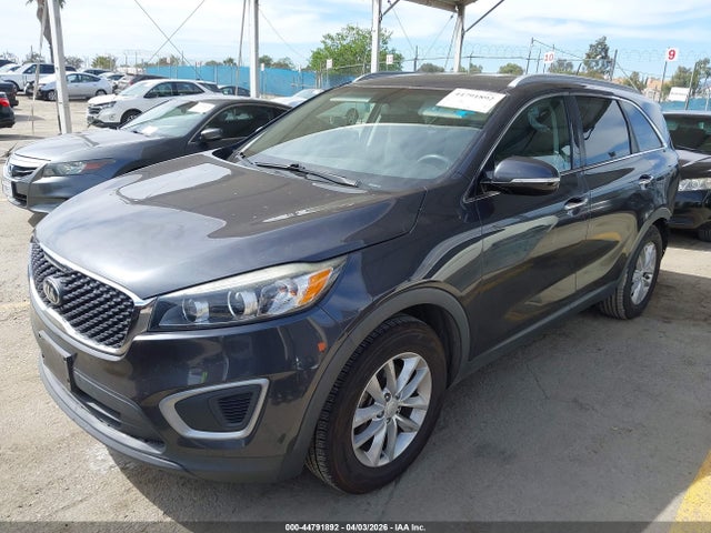 5XYPG4A58HG329966 KIA Sorento 3.3l Lx