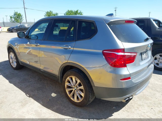 2013 BMW X3 5UXWX9C50D0D03417 Photo 2