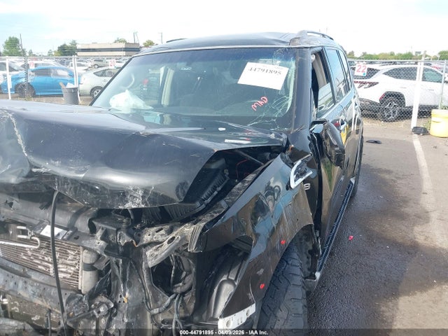 2017 Nissan Armada Sv მანქანა იყიდება აუქციონზე, vin: JN8AY2NC5H9503613, აუქციონის ნომერი: 44791895