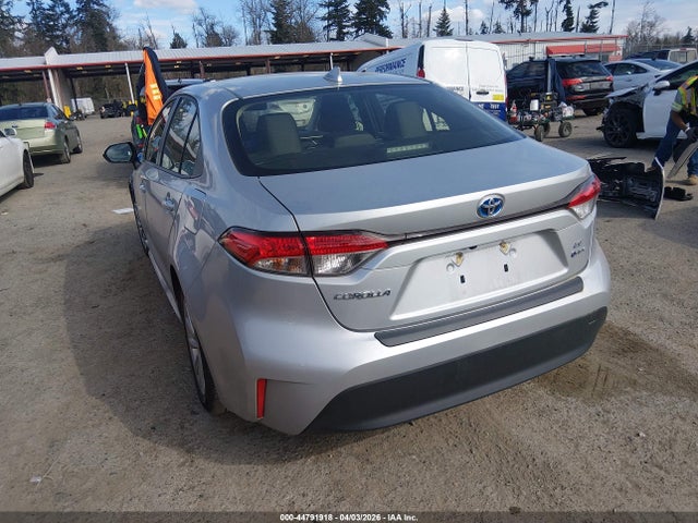 Toyota Corolla Hybrid Le 2025 JTDBCMFEXSJ037550 Image 3