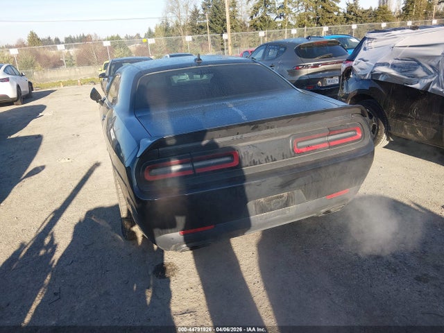 2C3CDZDJXFH900955 Dodge Challenger Srt 392