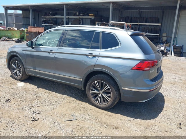 3VV3B7AX9KM186635 Volkswagen Tiguan 2.0t Se/2.0t Sel/2.0t Sel R-line/2.0t Sel R-line Black